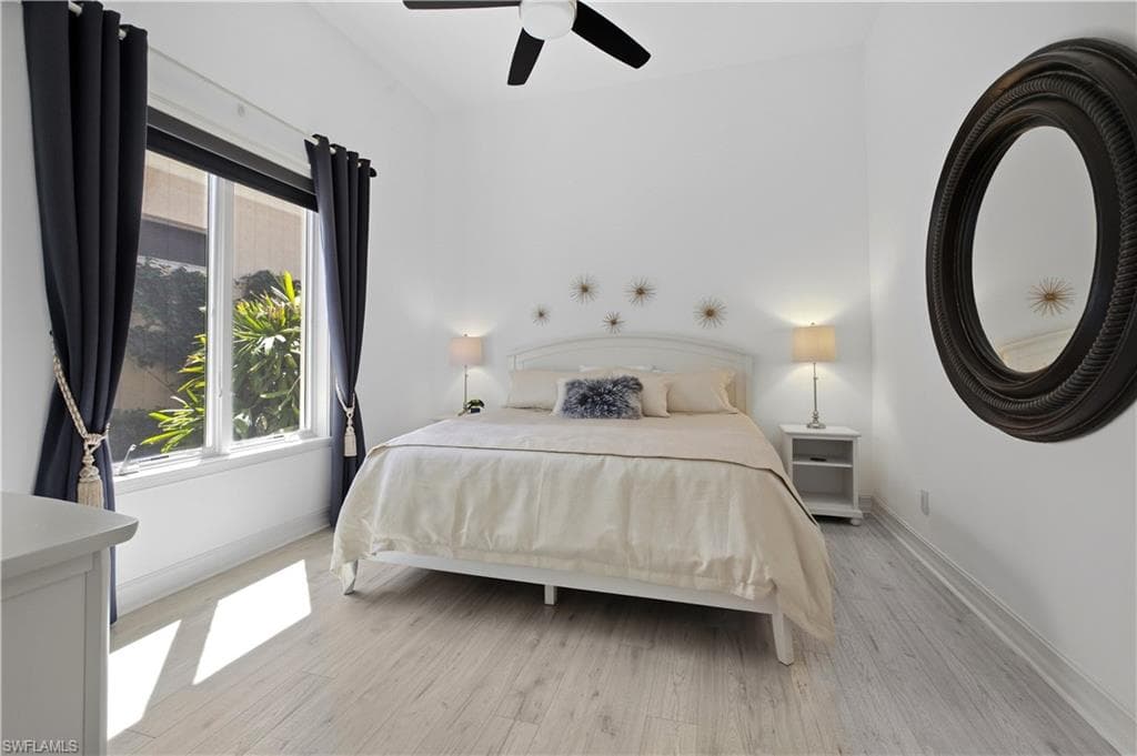9081 Terranova DR-42