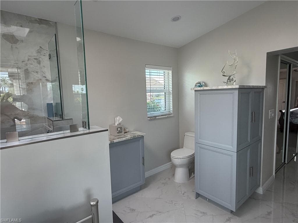 1957 SE 36th ST-23
