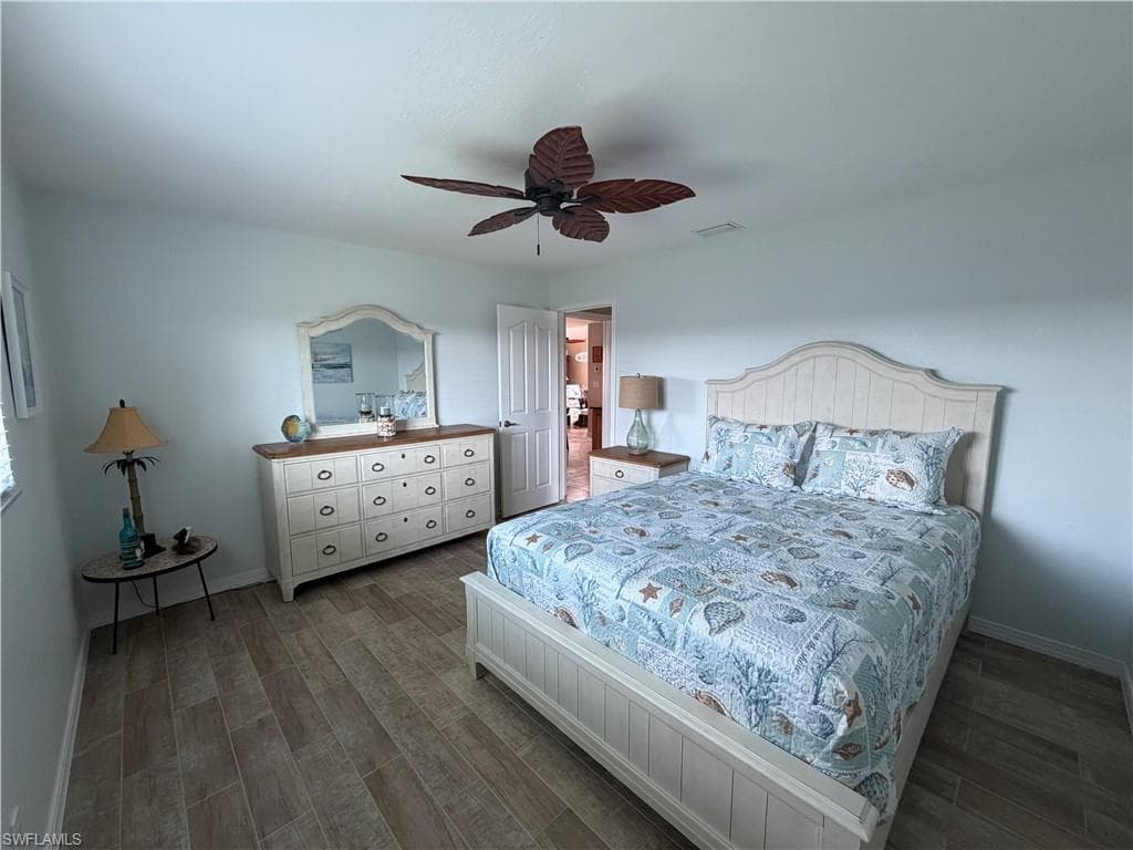 1957 SE 36th ST-42
