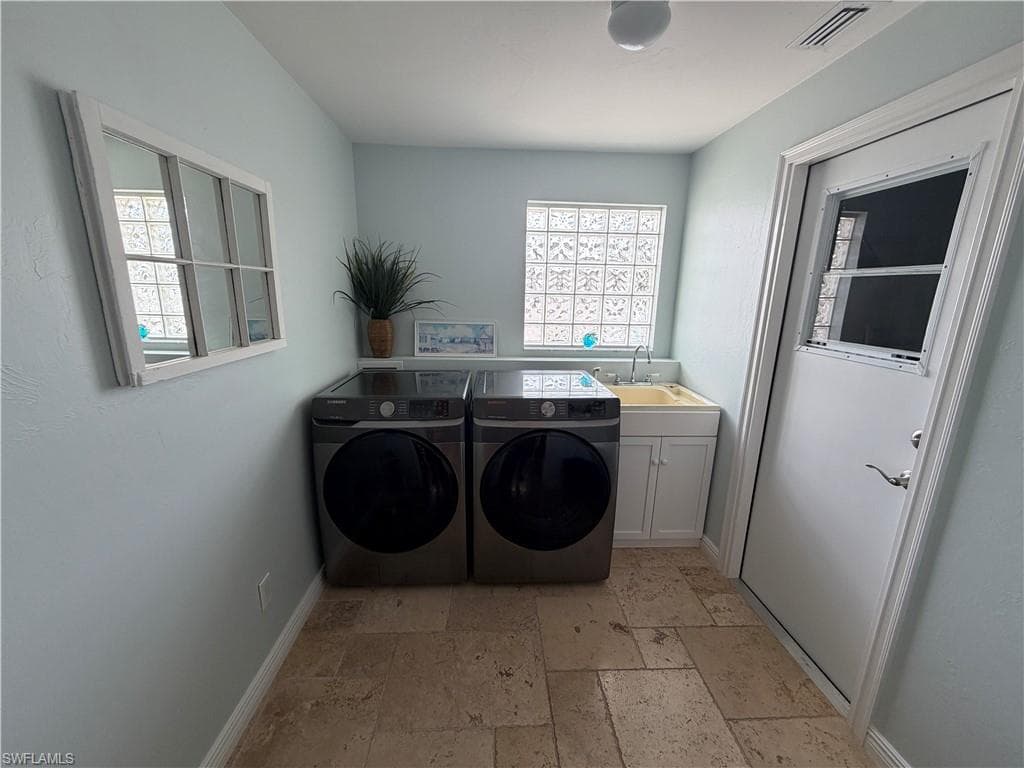 1957 SE 36th ST-38
