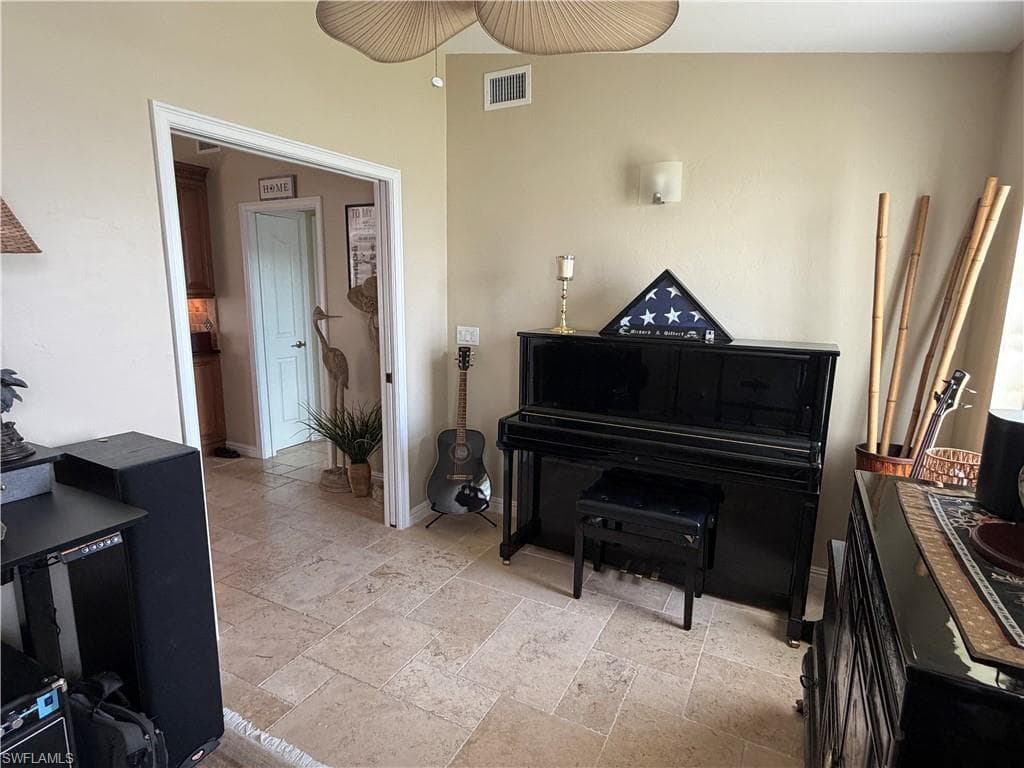 1957 SE 36th ST-39