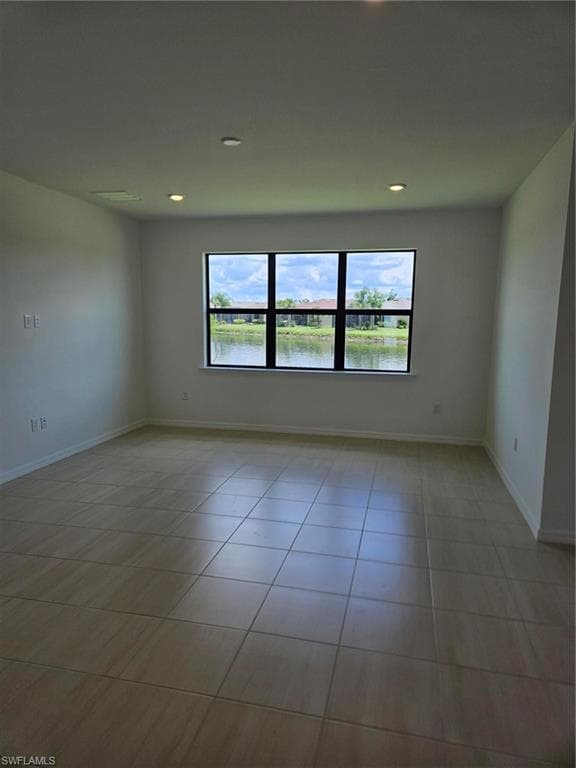 2177 Laurifolia CT-6