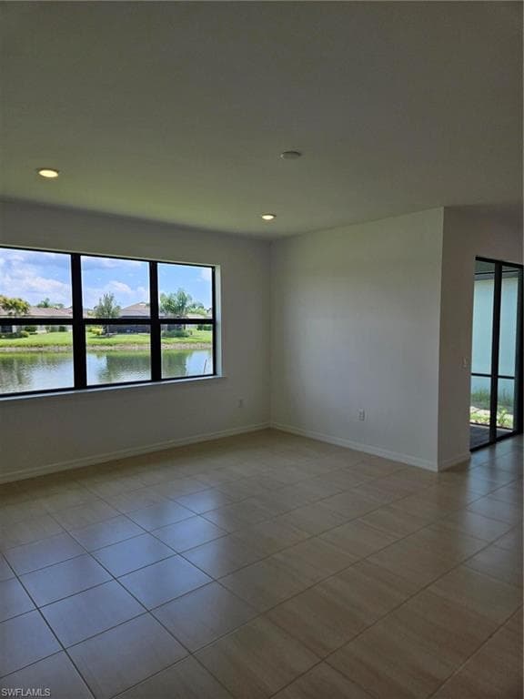 2177 Laurifolia CT-7