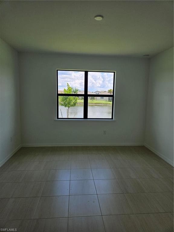 2177 Laurifolia CT-9