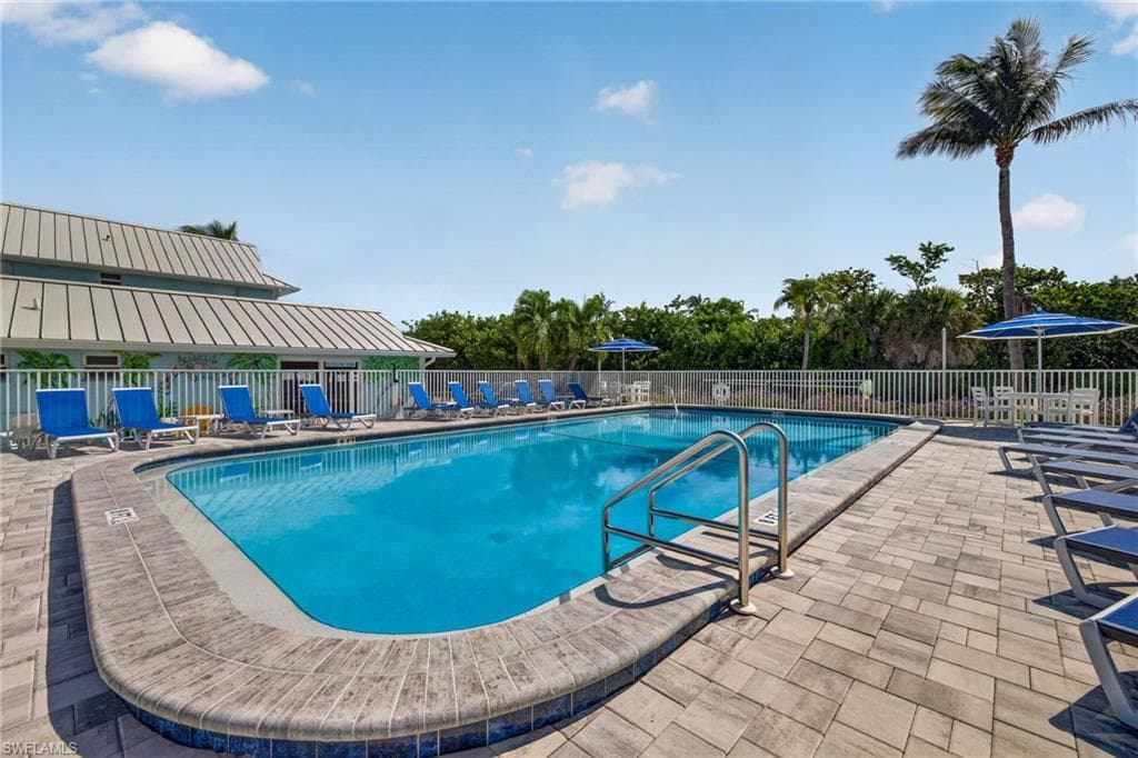 2840 W Gulf DR 4-23