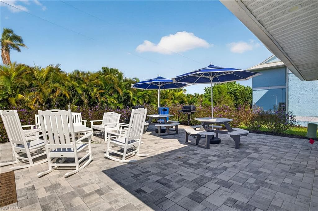 2840 W Gulf DR 4-24