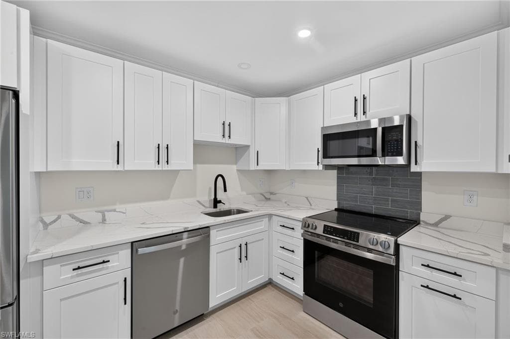 2840 W Gulf DR 4-11