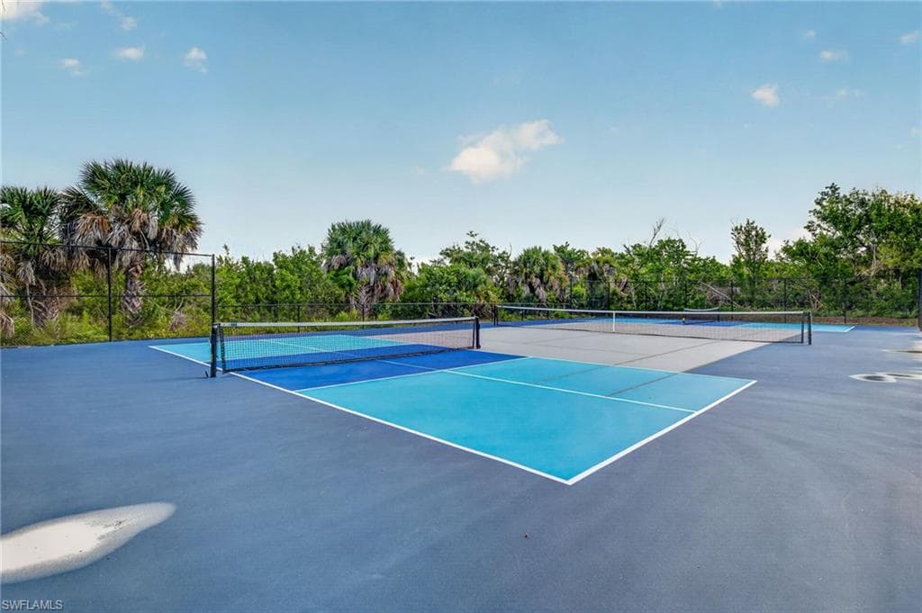2840 W Gulf DR 4-21