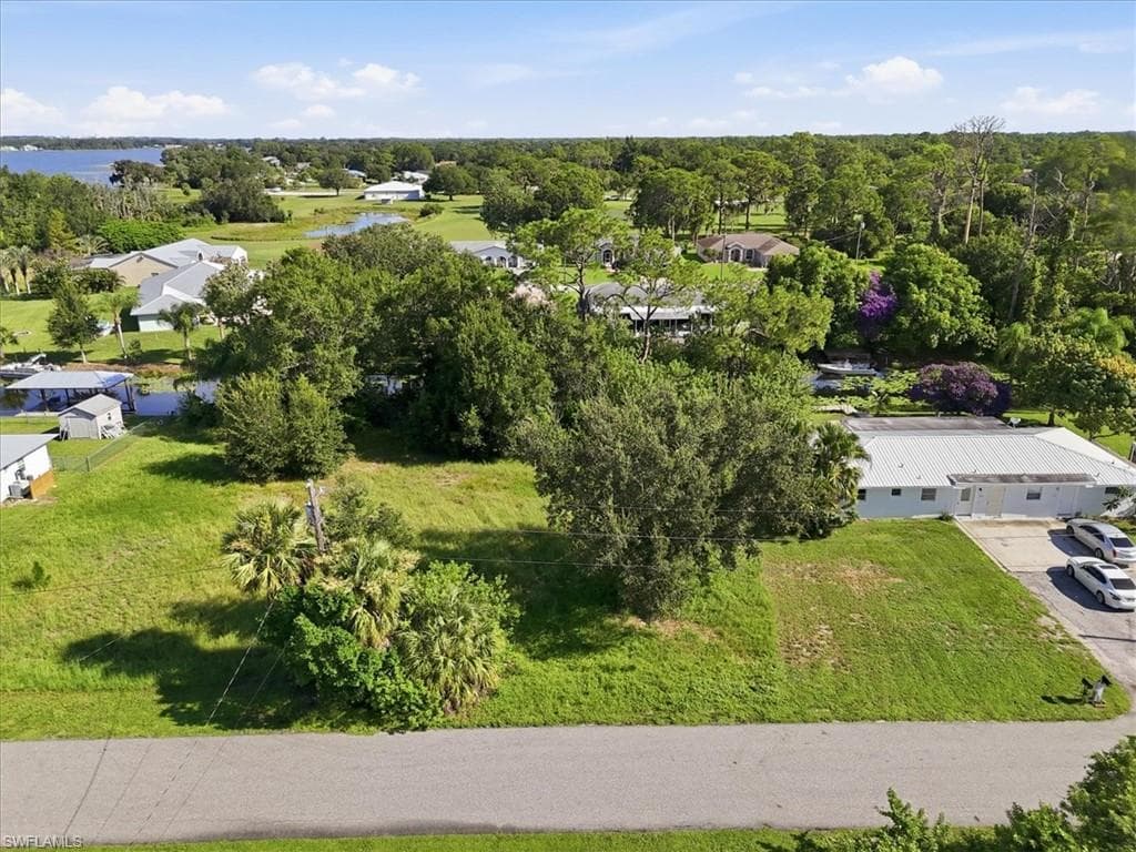 117 JASMINE CT-19