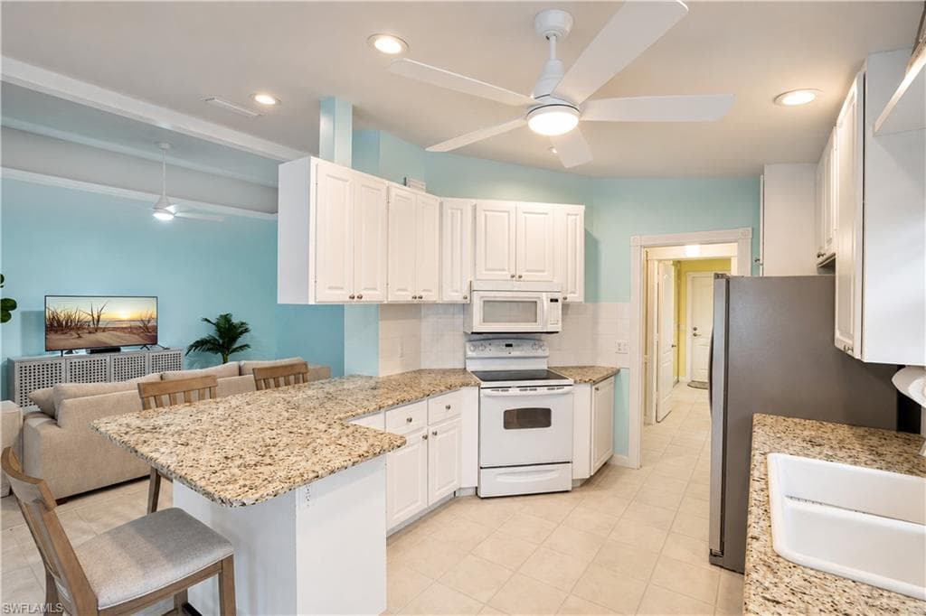 5434 Guadeloupe WAY-9