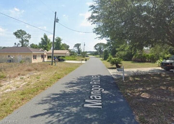 110 Mango RD NE-5