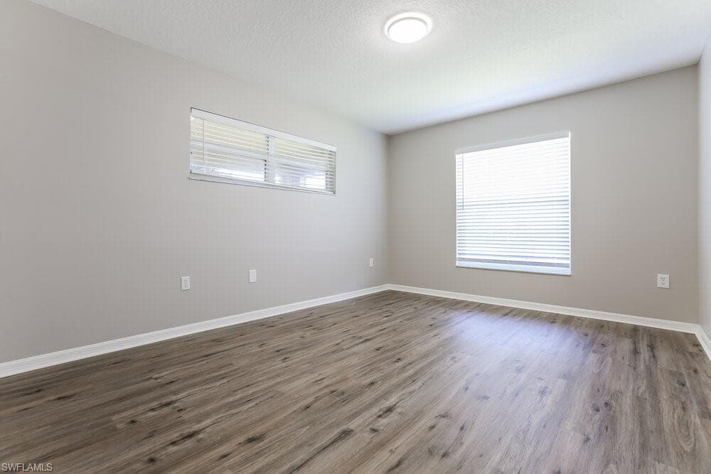 5026 25th ST E-11