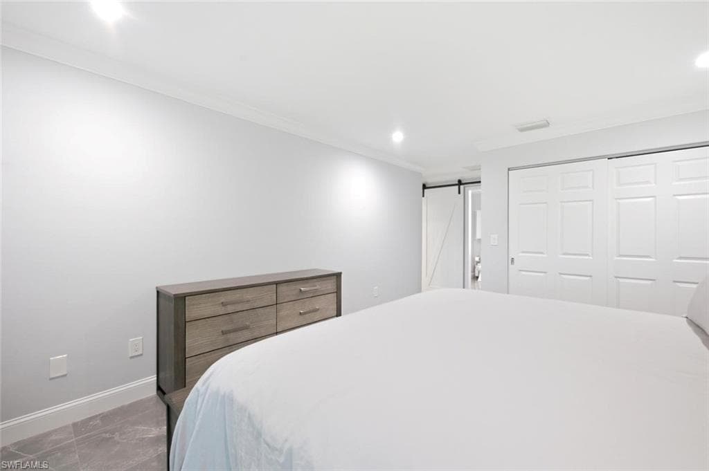 756 Reef Point CIR-27