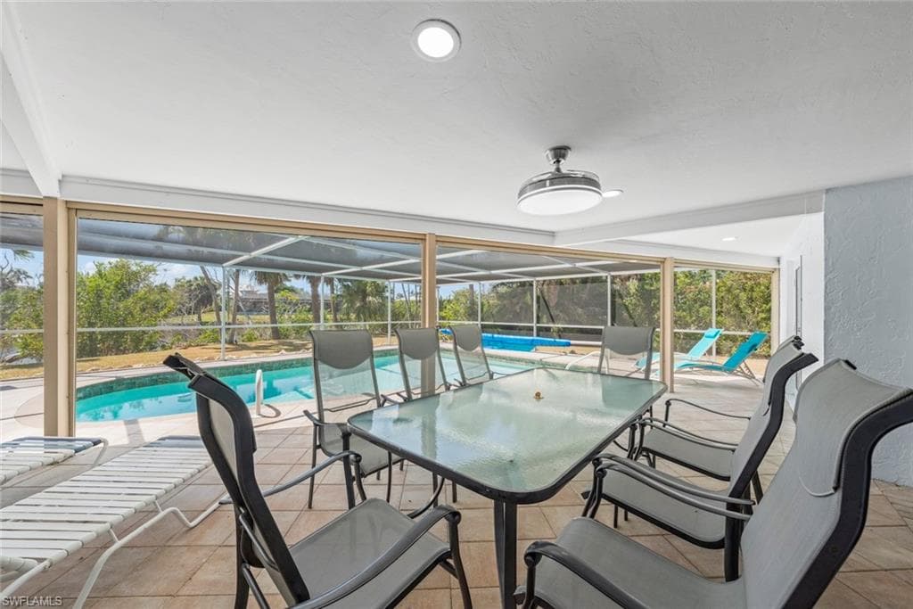 9421 Moonlight DR-22