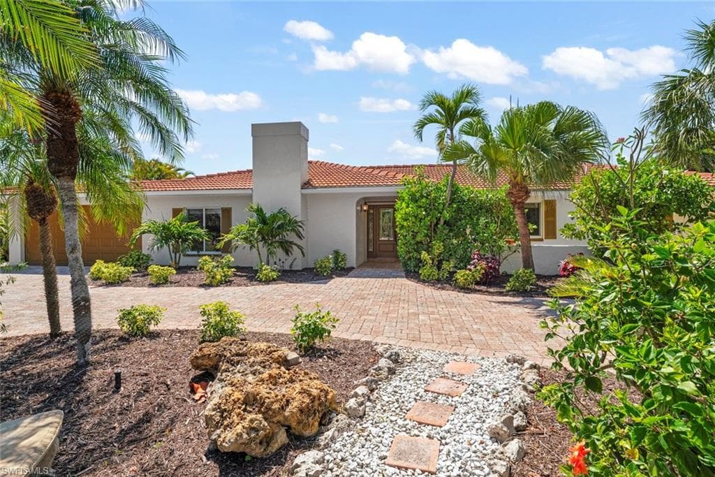9421 Moonlight DR-45