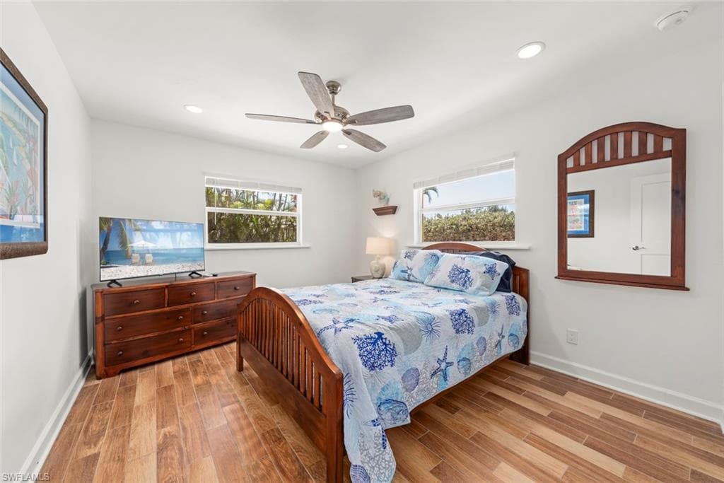 9421 Moonlight DR-37