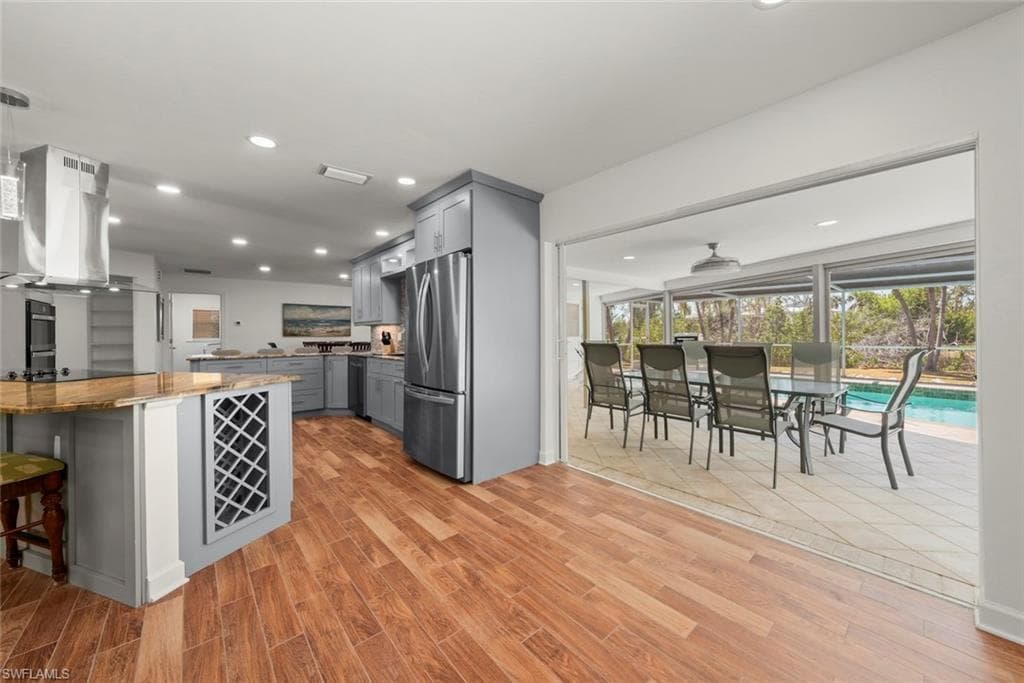 9421 Moonlight DR-8