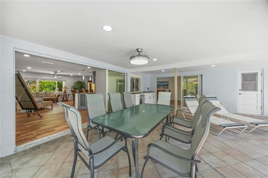 9421 Moonlight DR-21