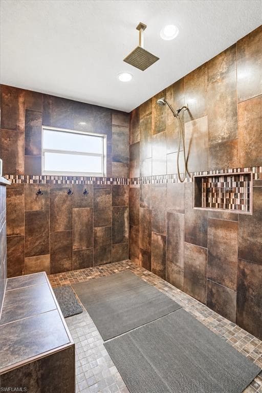 713 Milwaukee BLVD-29