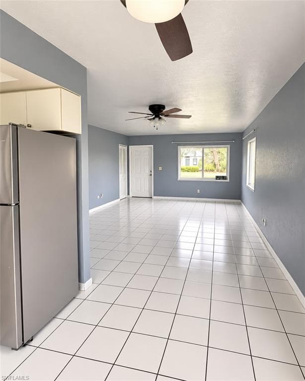 5254 Coronado PKWY-3