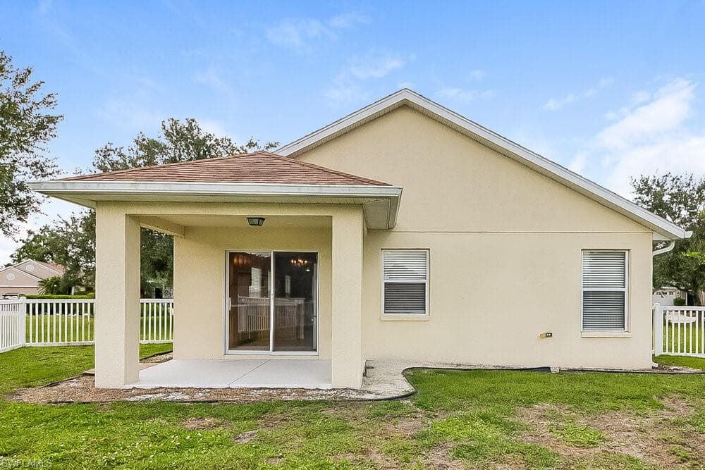 15215 Searobbin DR-16