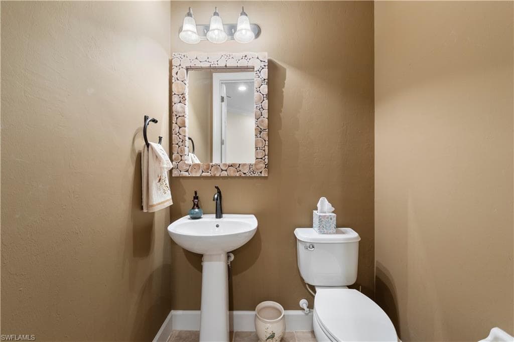 10351 Glastonbury CIR 201-17