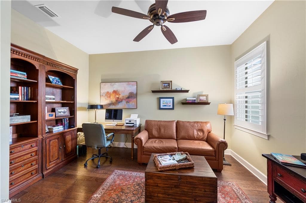 10351 Glastonbury CIR 201-15