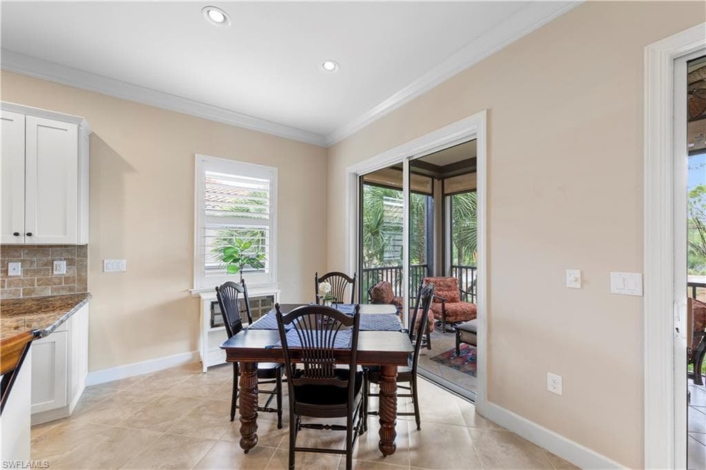 10351 Glastonbury CIR 201-11