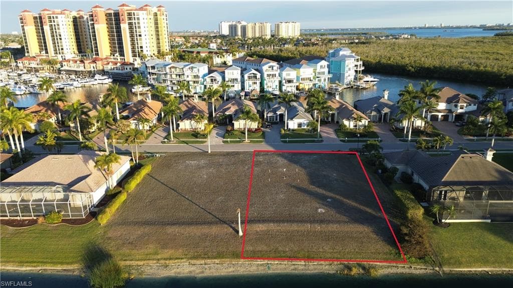 5808 Harbour CIR-5