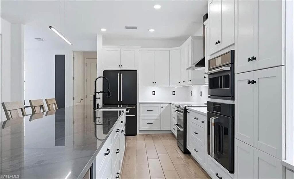 11035 Hanging Vine DR-20