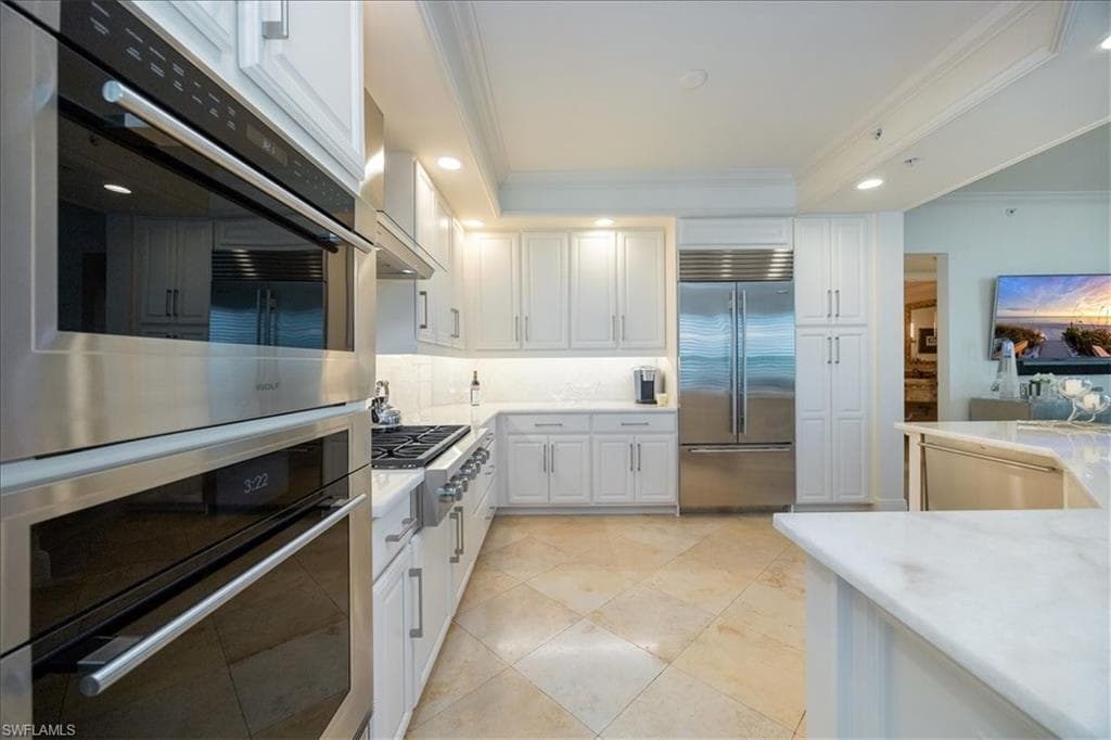 285 Grande WAY 706-9