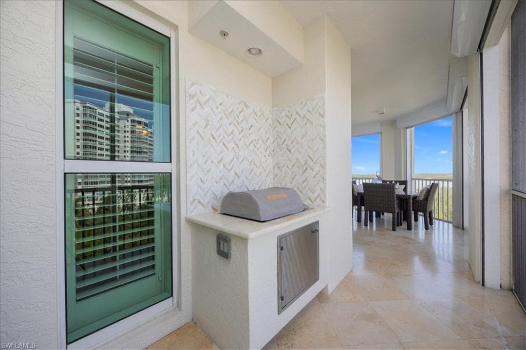 285 Grande WAY 706-21