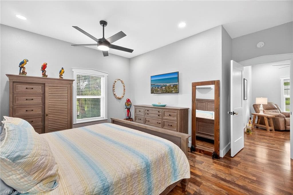 3824 Helms CT-17