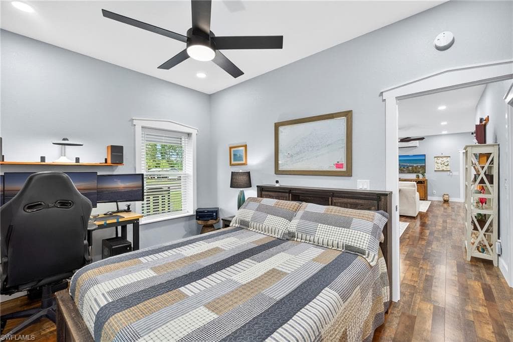 3824 Helms CT-22