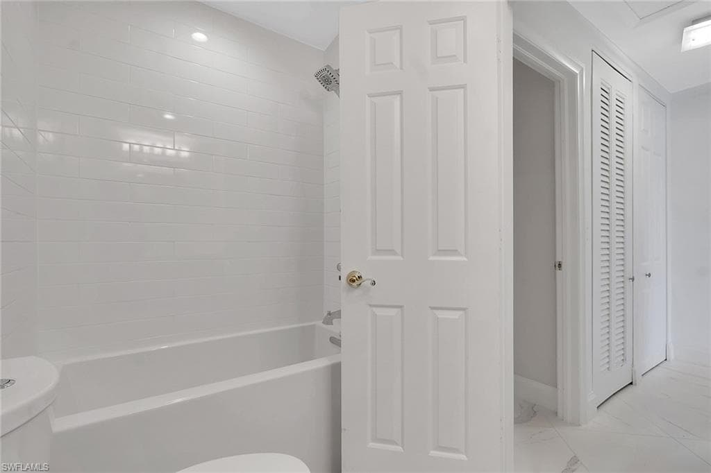 625 BEACHWALK CIR G203-13