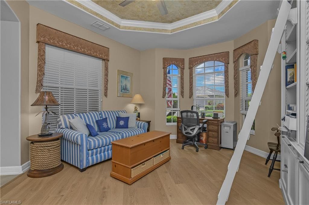 4904 Sedgewood LN-18
