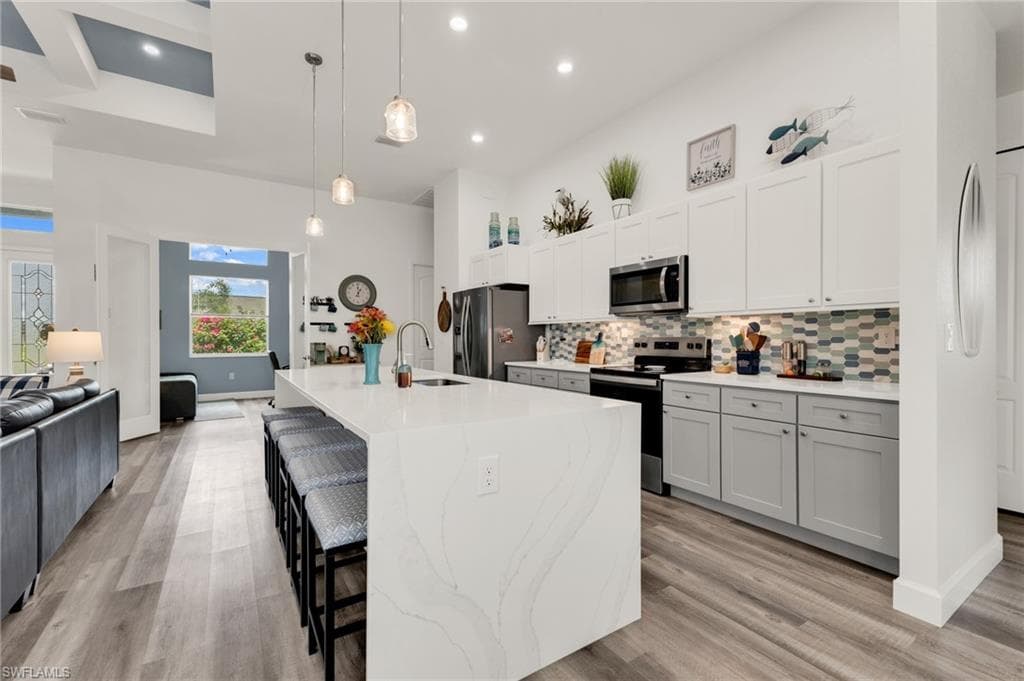 27233 Salta DR-27