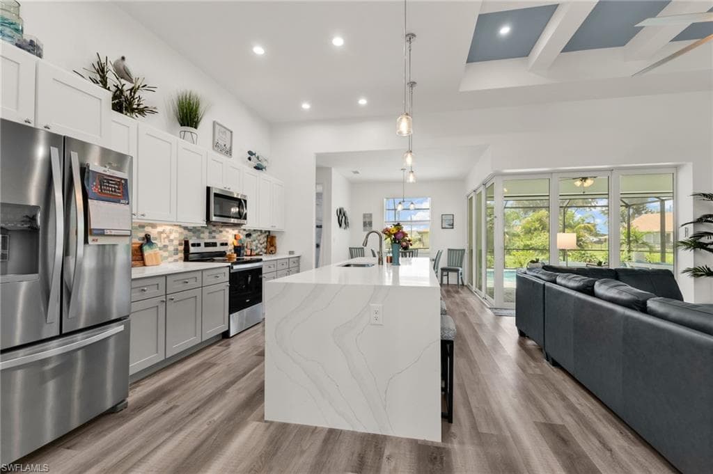 27233 Salta DR-21
