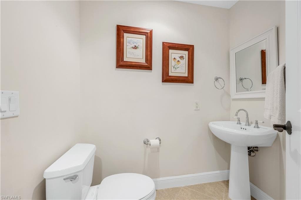 6081 Silver King BLVD 103-18