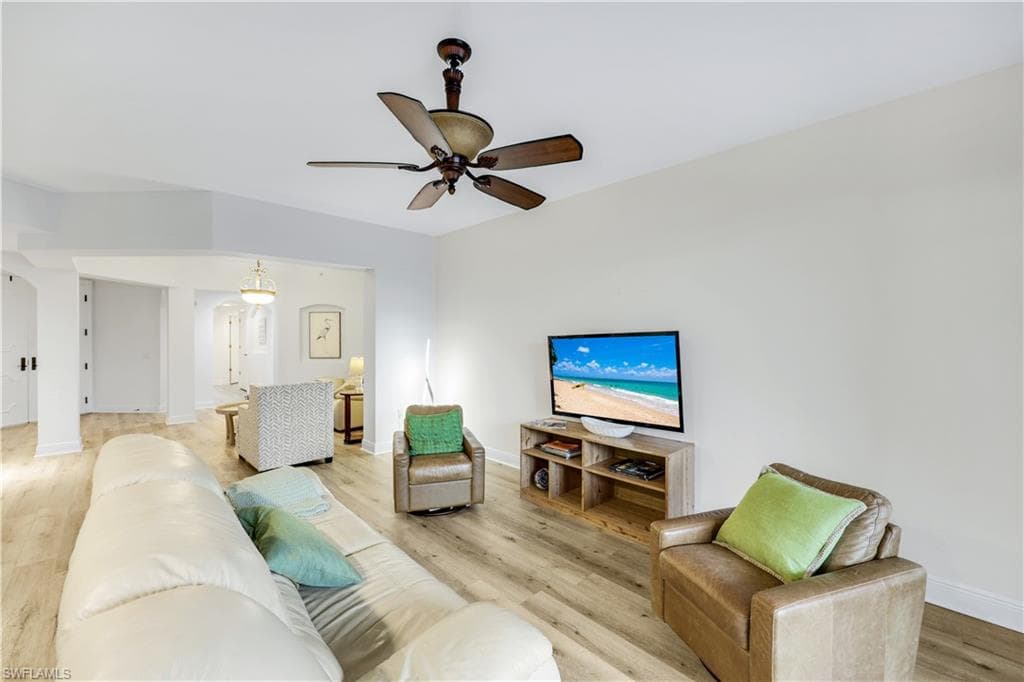 6081 Silver King BLVD 103-40