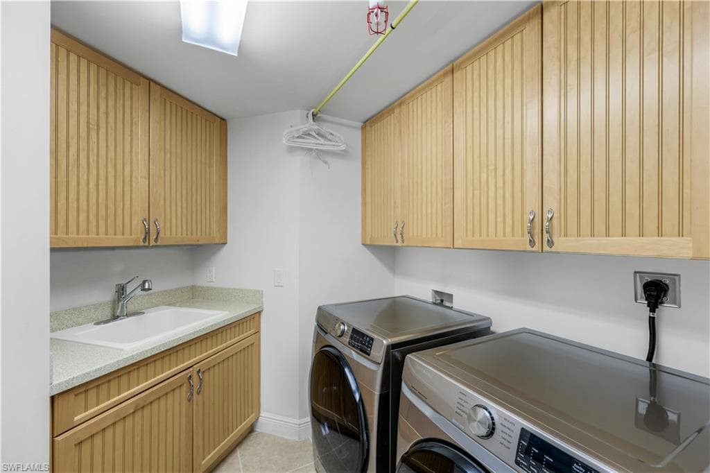 6081 Silver King BLVD 103-35