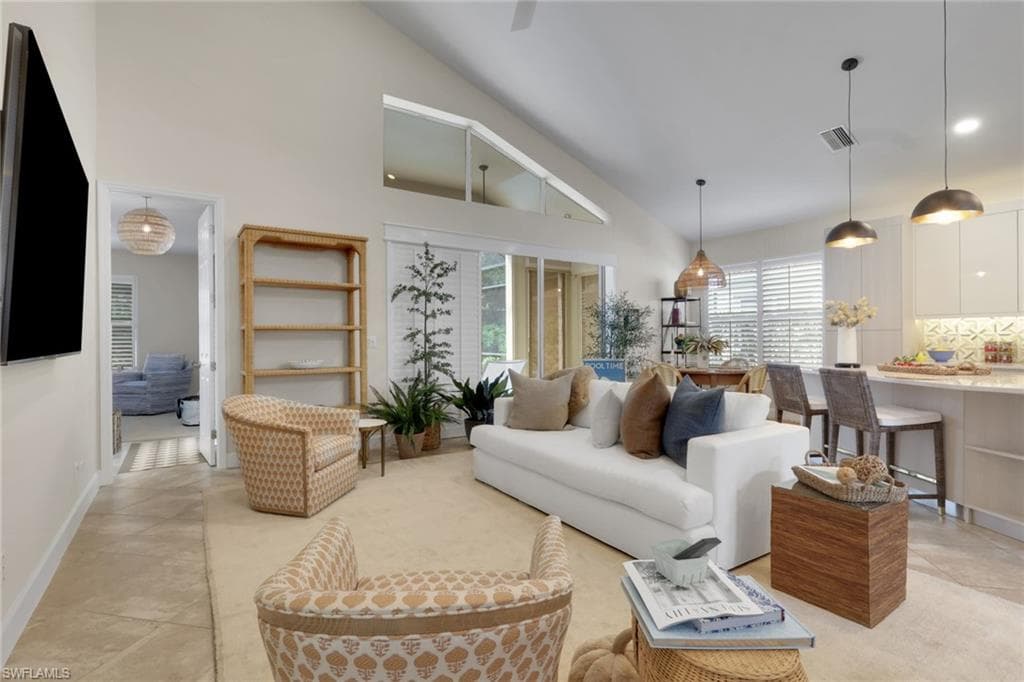 8816 Ventura WAY-18