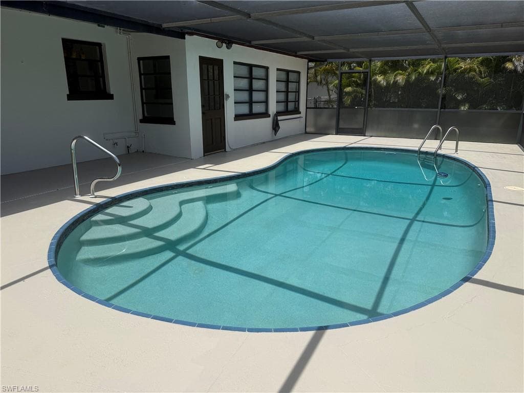1575 Grace AVE-26