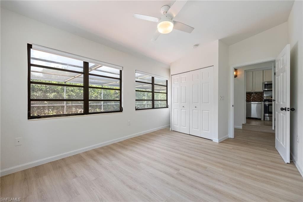 1575 Grace AVE-22