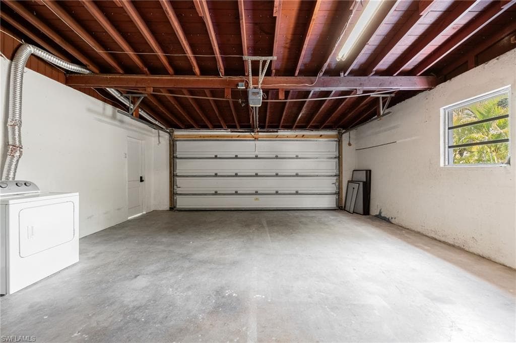 1575 Grace AVE-28