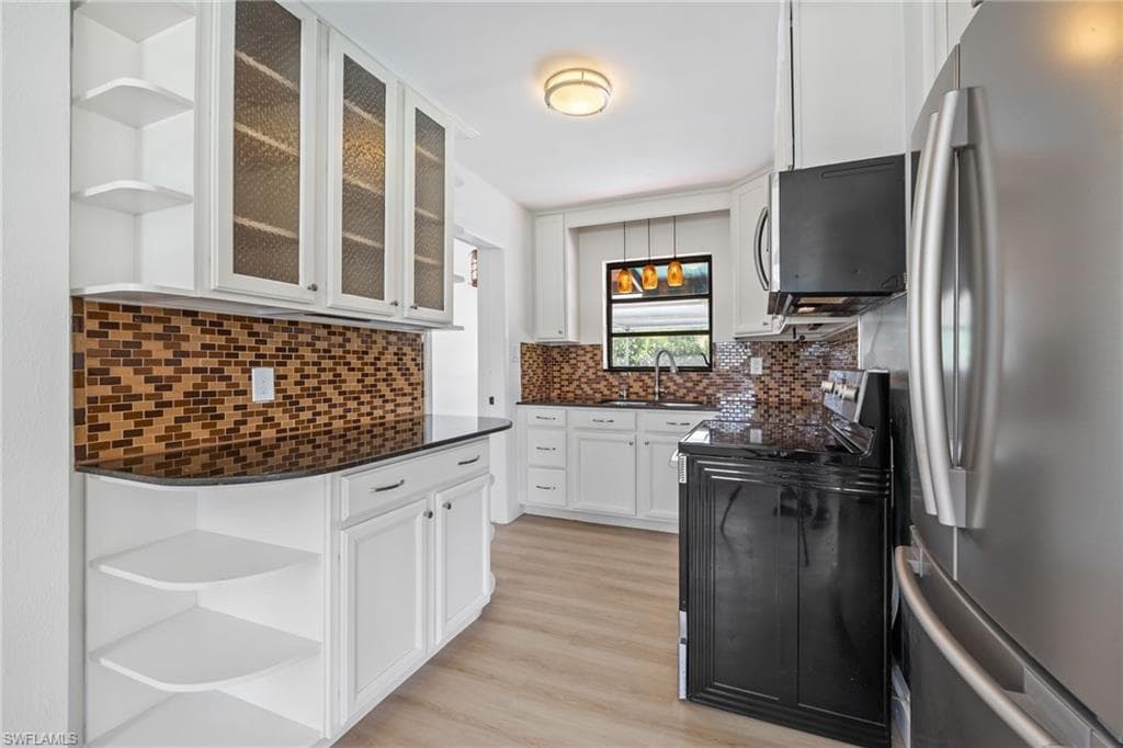 1575 Grace AVE-14