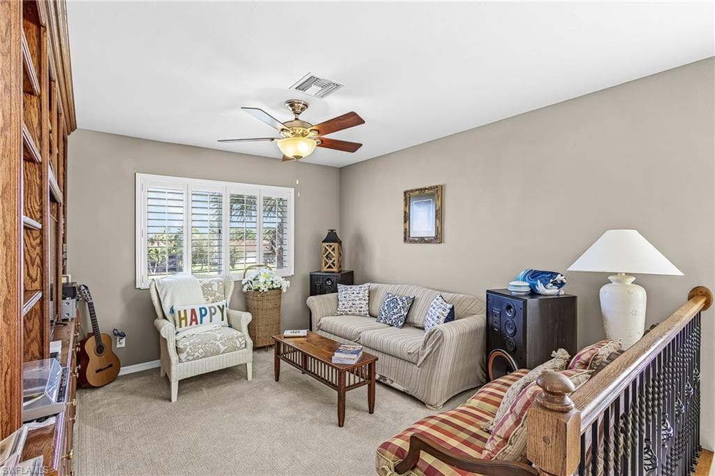 2425 Laurentina LN-12