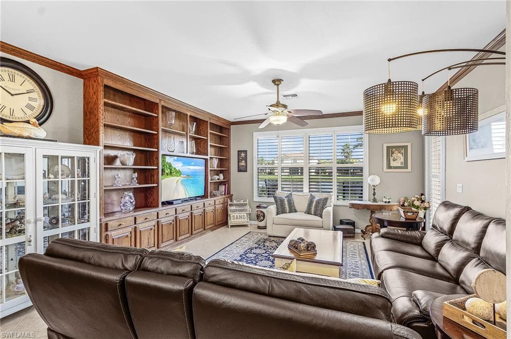 2425 Laurentina LN-9