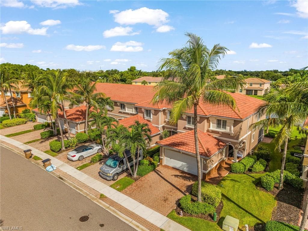 2425 Laurentina LN-25