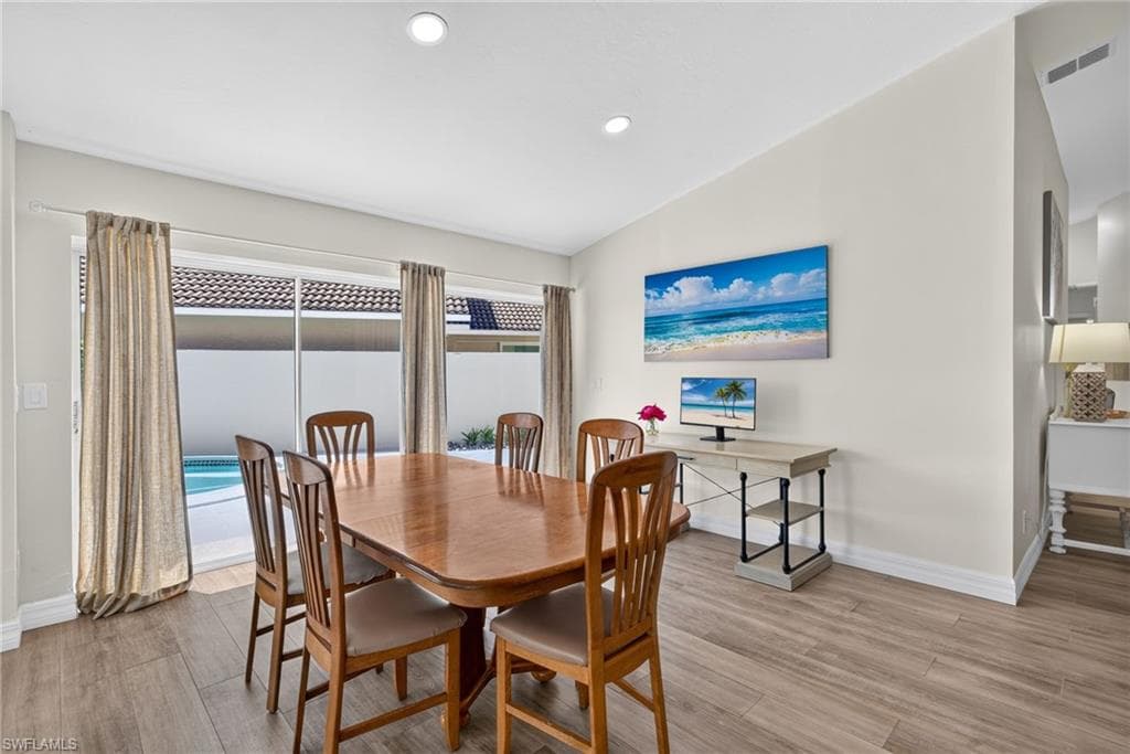 11055 Longshore WAY W-12